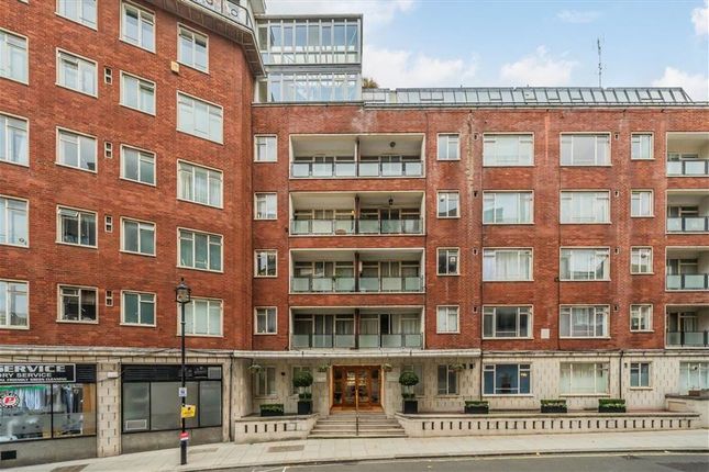 1-bed flat on Flat 39, 35, Buckingham Gate, London, £325,000