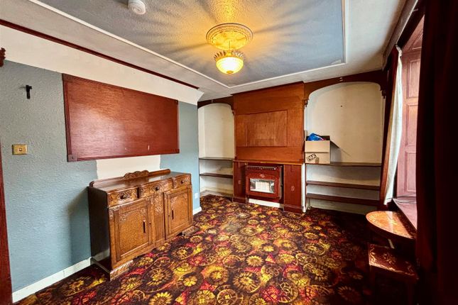 40, Jubilee Street, High Peak photo 2