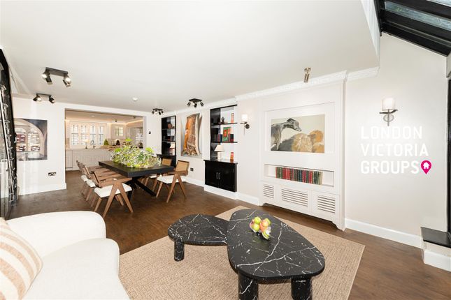 27, Trevor Place, London photo 4