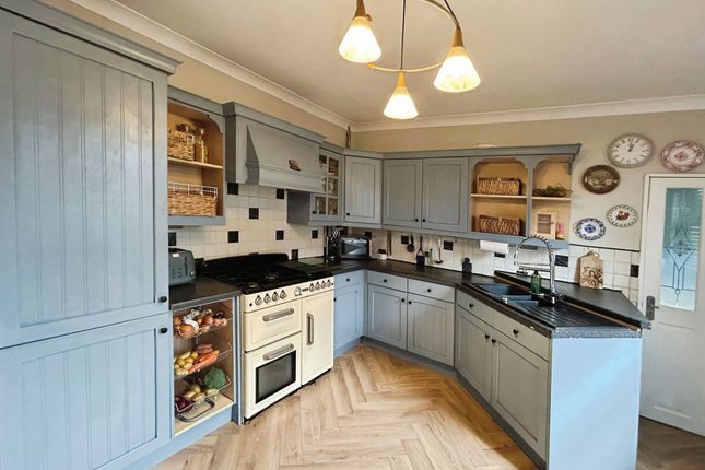 14 Ynys Street, Port Talbot photo 2