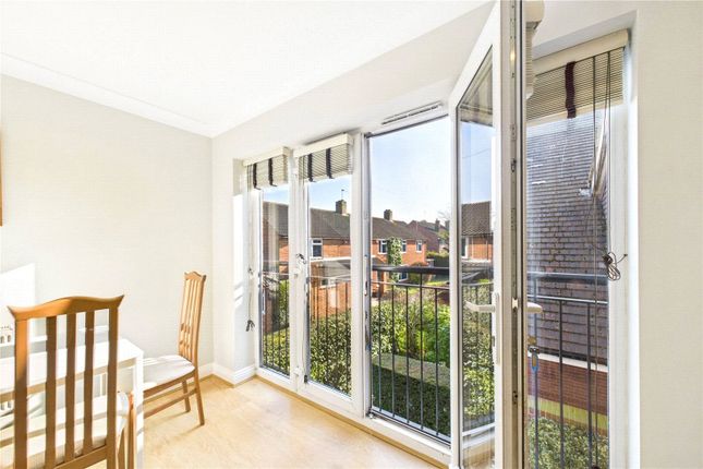 MARKETING CARD, 12, Peel Court, Pangbourne photo 4