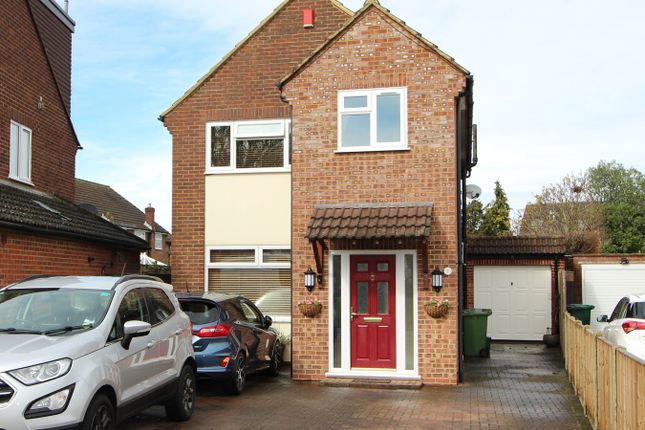 Thumbnail Detached house for sale in Chessholme Road, Ashford