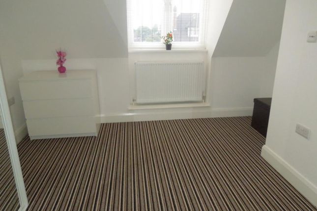 Flat 3 328, High Road, Harrow photo 5