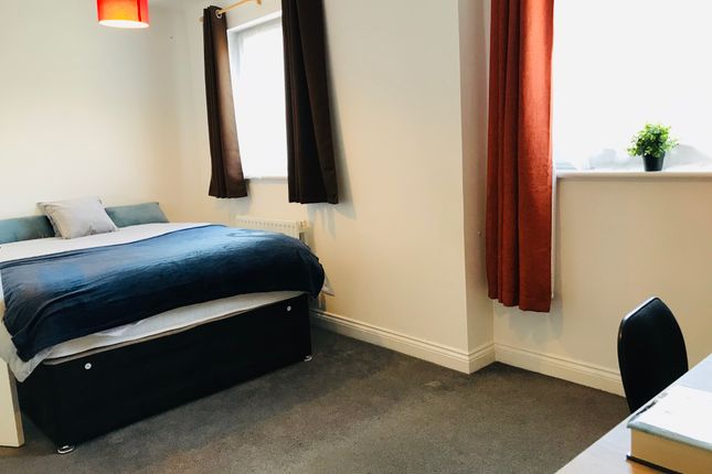 Thumbnail Room to rent in White Star Place, Southampton
