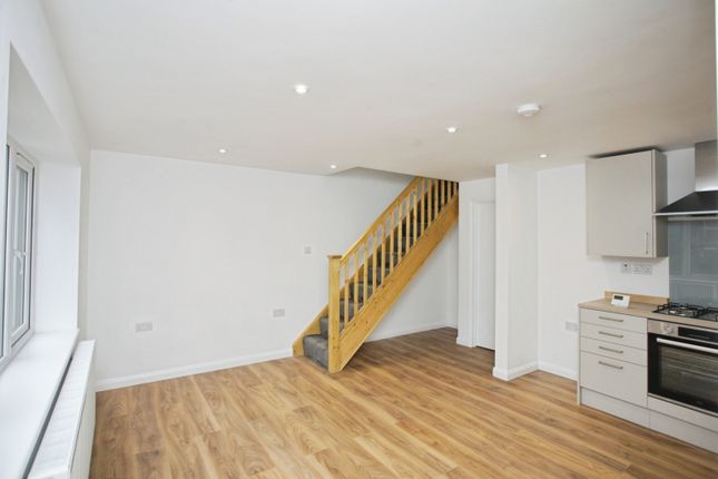 29a, Dunsmore Avenue, Hillmorton, Rugby photo 4