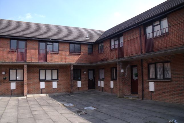 1 Bedroom Flat For Rent With Parking