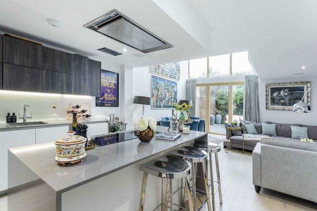 20, Vinery Way, London photo 3