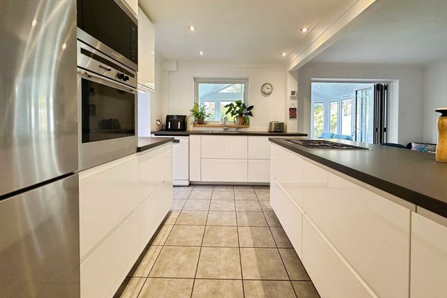 Fennel Close, Hampshire photo 3
