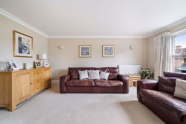 End terrace house for sale in Hayward Road, Thames Ditton