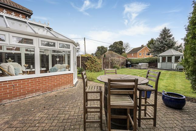 11, School Lane, Lawford photo 3