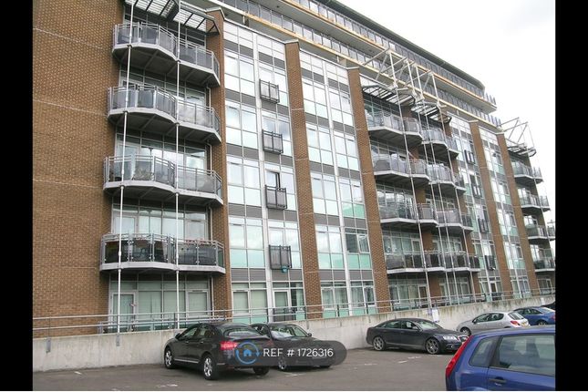 Thumbnail Flat to rent in Gerry Raffles Square, London