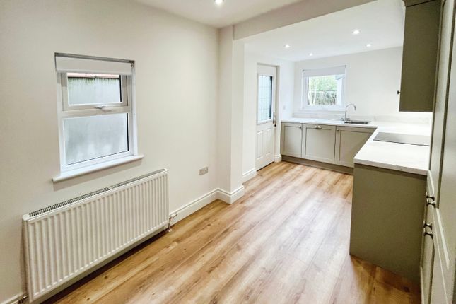 102, Hillsborough Road, Lisburn photo 5