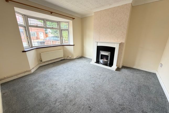 28, Jeffrey Avenue, Wolverhampton photo 2