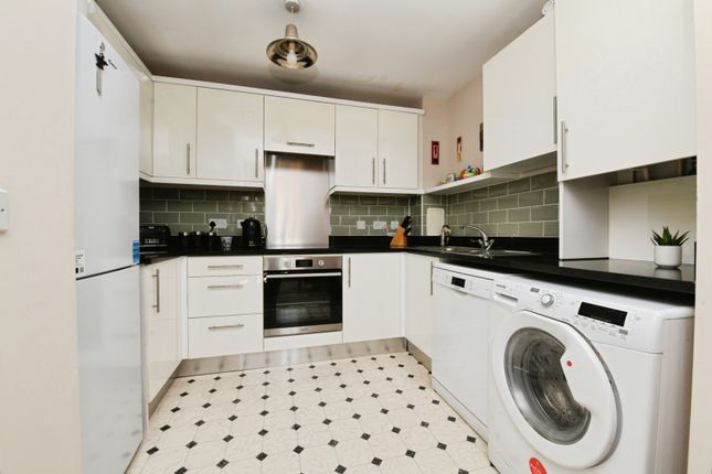 43 The Meads,, Ongar Road, Essex photo 4
