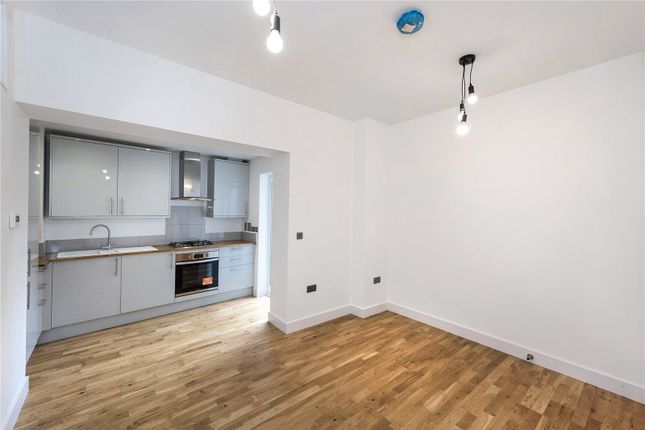 Thumbnail Flat for sale in Seren House, 67 High Street, Edenbridge, Kent