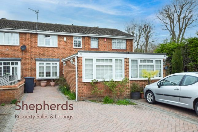 Thumbnail Terraced house for sale in St. Annes Close, Cheshunt, Waltham Cross