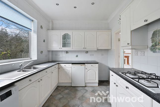 21, Preston Drive, Epsom photo 4