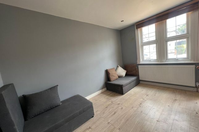 69, Norfolk Road, ILFORD photo 4