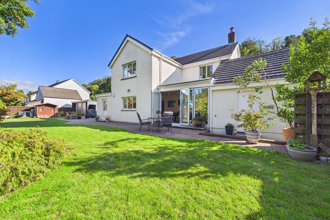 35 St. Patricks Hill, Pembroke Dock photo 3