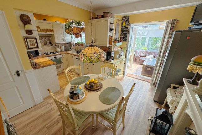8, Beach Road, Fleetwood photo 2