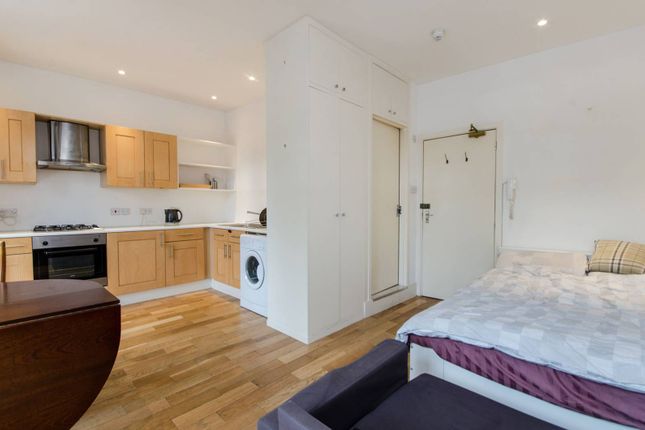 Studio flats and apartments to rent in Kensington High Street, London W8 -  Zoopla