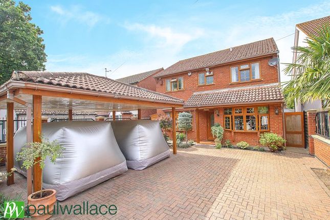 4-bed house on Talbot, Derby Road, Hoddesdon, £800,000