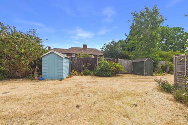 20, The Oaks, Langley photo 4