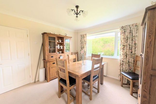 11, Plumtree Lane, North Thoresby photo 3
