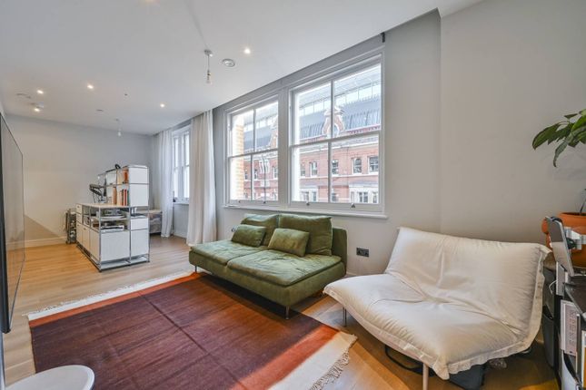 Flat for sale in Southampton Street, Covent Garden, London