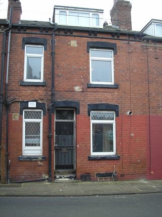 2-bed terraced on Harold Avenue, 17, Leeds, £1,002/mo