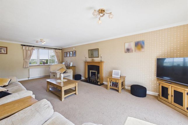 206, Eckington Road, Dronfield photo 2