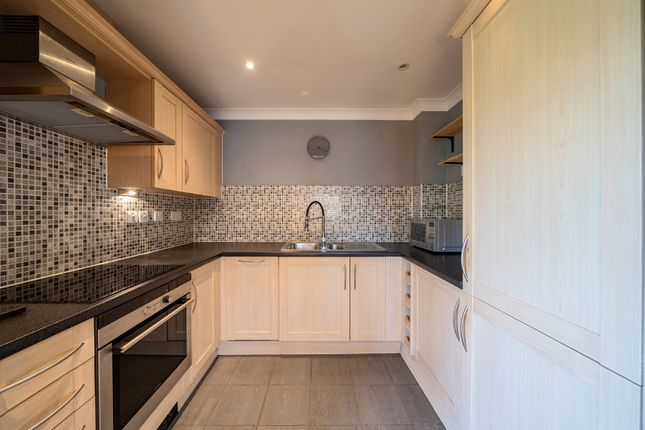 Flat 7, Ridge House,, Springwell Lane, Rickmansworth photo 4