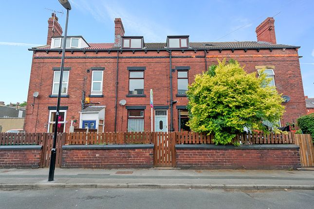Terraced house to rent in 17 Grosmont Terrace Bramley, Leeds, West Yorkshire