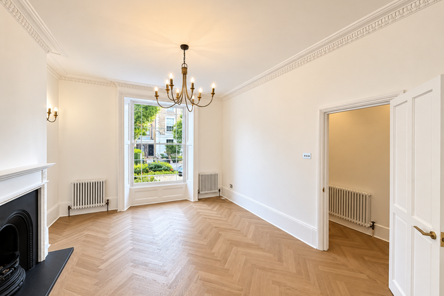 45, Blenheim Terrace, London photo 2