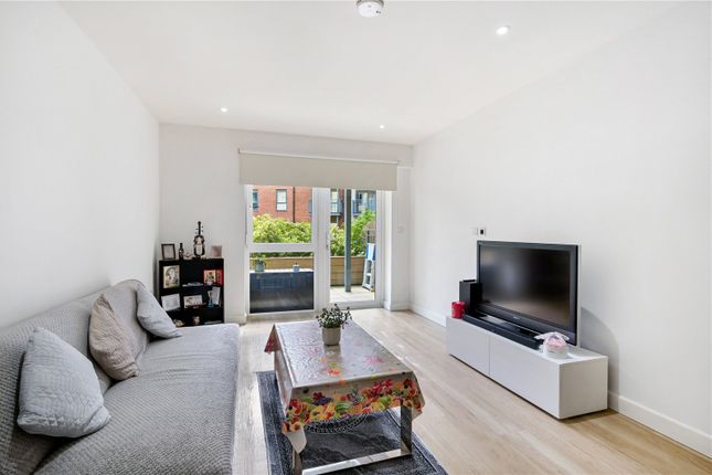 Flat 14, Capri House, 1, Beaufort Square, London photo 2