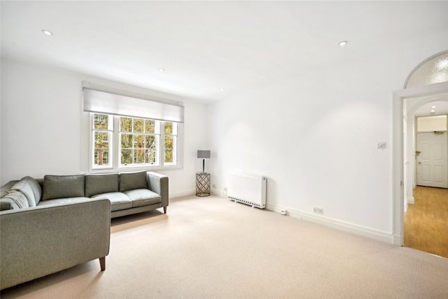 Thumbnail Flat to rent in Chester House, 17 Eccleston Place, London