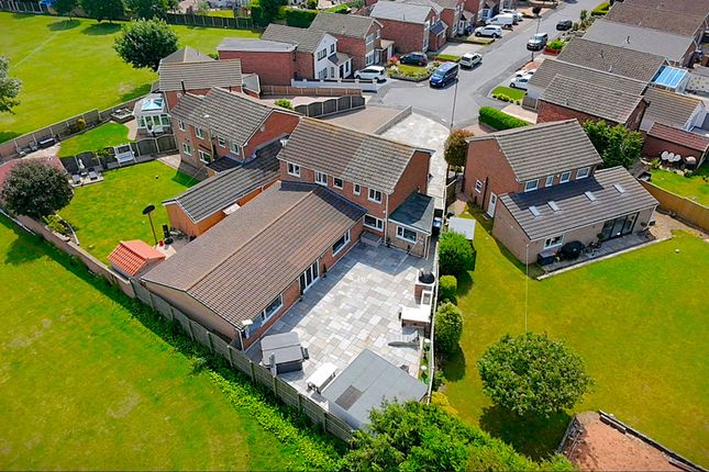 25, Newtree Drive, Doncaster photo 2