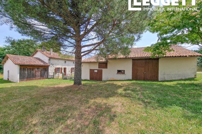 Villa for sale in Le Bouchage, Charente, Nouvelle-Aquitaine