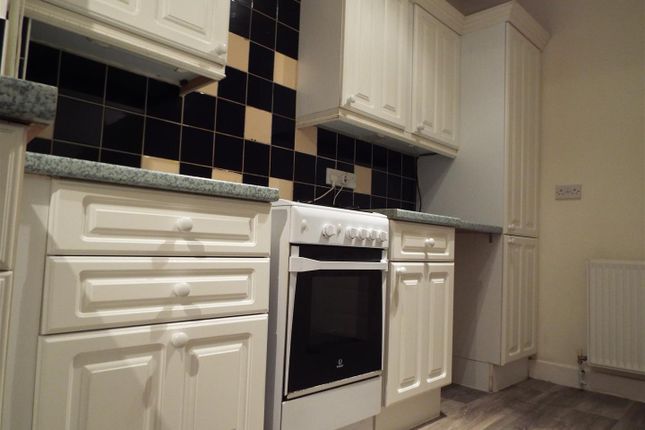 65, Broadbank, Louth photo 4