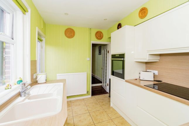 End terrace house for sale in Charlton Road, Shirley, Southampton, Hampshire