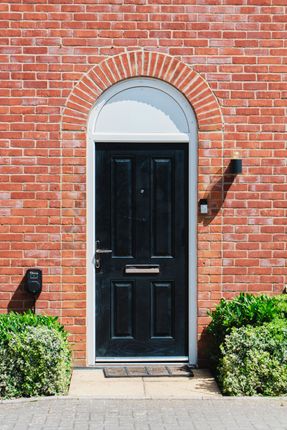 9 Horley Drive, Banbury photo 2