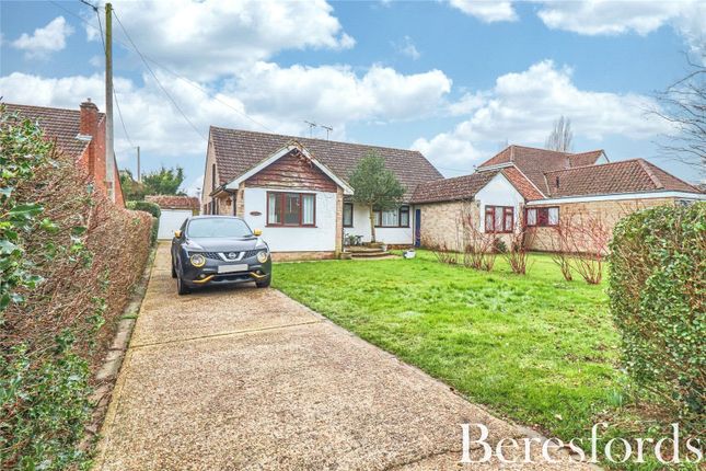 Thumbnail Bungalow for sale in Causeway End Road, Felsted