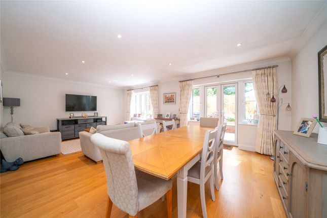 10, Heron Close, Wheathampstead photo 4