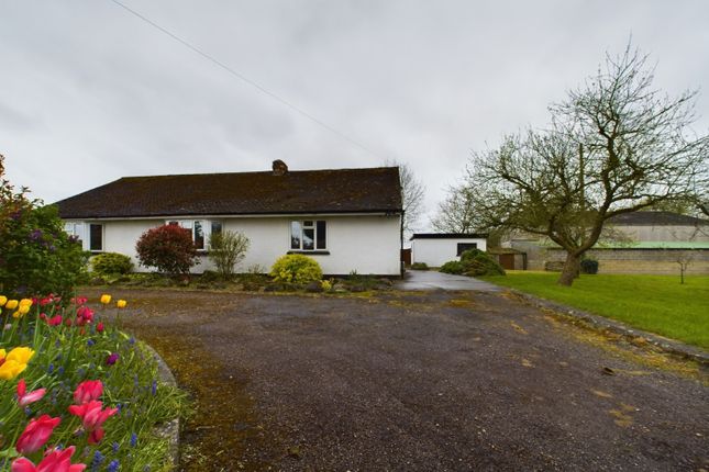 Detached bungalow to rent in Manor Farm, Elmstone Hardwick, Cheltenham