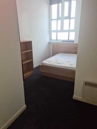 Shared accommodation to rent in Wellington Street, Leicester