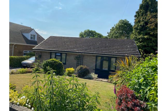 Detached bungalow for sale in Hallfieldgate Lane, Shirland, Alfreton