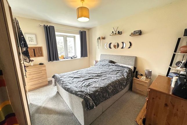 17, Granby Way, Plymouth photo 4
