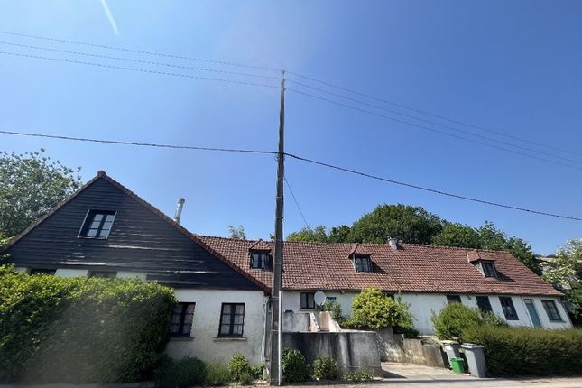 Property for sale in Wambercourt, Pas De Calais, Hauts De France.