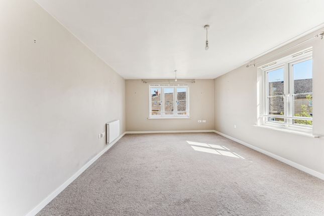 33 New Bridge Street, Witney photo 2