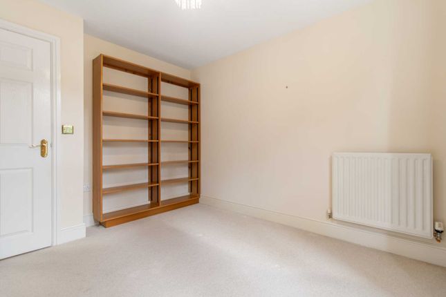 Flat for sale in Priory Road, Malvern
